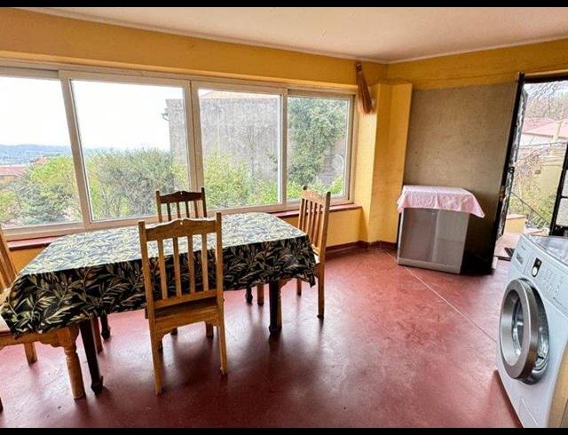 4 BEDROOM HOUSE FOR SALE IN KENSINGTON